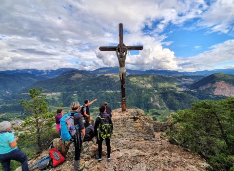 Il Piz de le Agole, balcone sulla valle