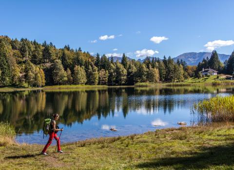 Il Lago Santo e il Rifugio alpino Potzmauer Il Lago Santo e il Rifugio alpino Potzmauer