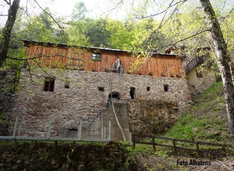 Il Sentiero dei vecchi mestieri - da Grumes Il Sentiero dei vecchi mestieri - da Grumes
