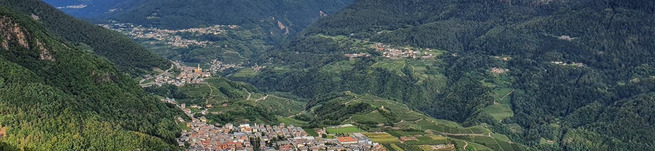 Il Piz de le Agole, balcone sulla valle Il Piz de le Agole, balcone sulla valle